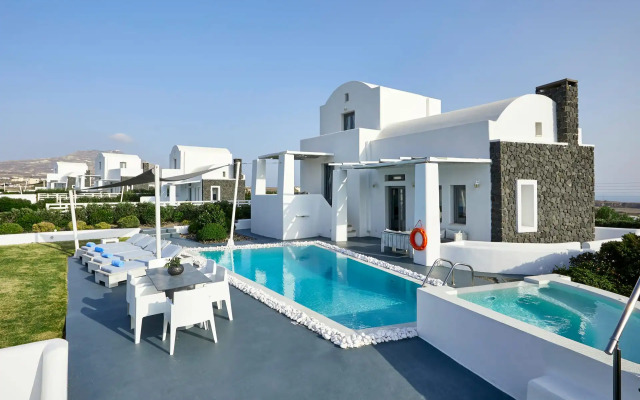 Santorini Princess Presidential Suites