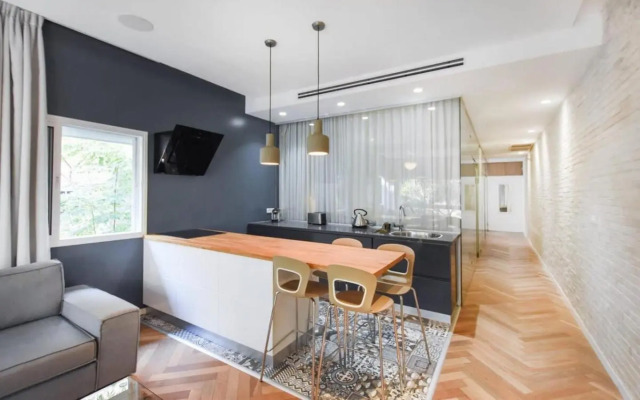 Architect Luxurious 2BR in Ruppin street by HolyGuest