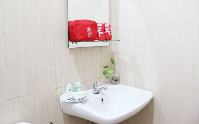 ZEN Rooms K. H. Moh Toha Ciawi