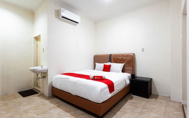 RedDoorz near Yuki Simpang Raya Mall Medan 2
