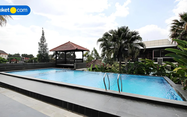 The Rizen Hotel