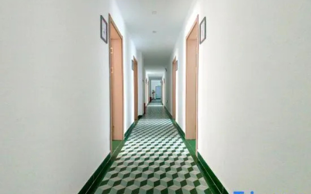 Zhufeng Concept Hotel (Baoshan High-speed Railway Station Branch)