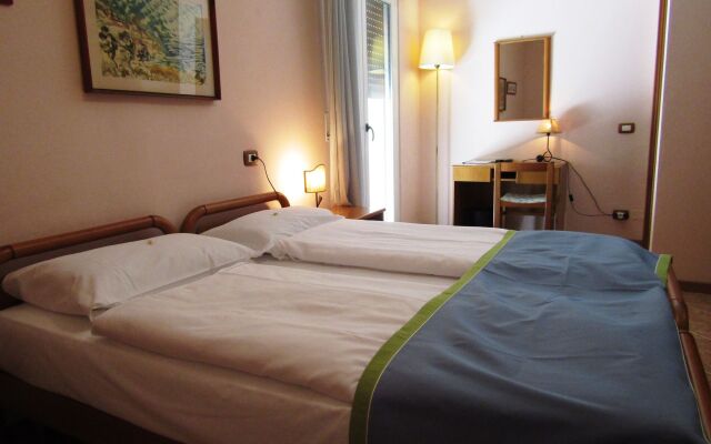 Hotel Menapace