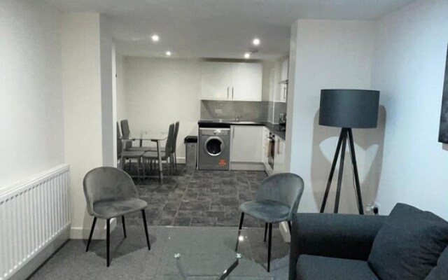 Immaculate 2-bed Apartment in London