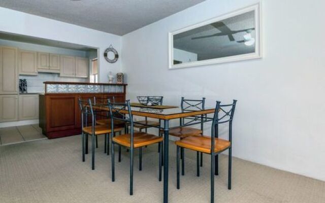 Laman Lodge, Unit 2, 15 Laman Street