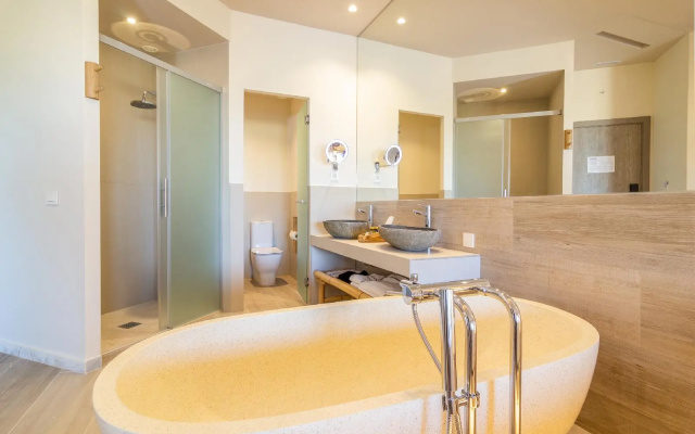 Hotel Zahara Beach by Q Hotels