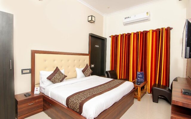 OYO Flagship 12365 CZ Inn