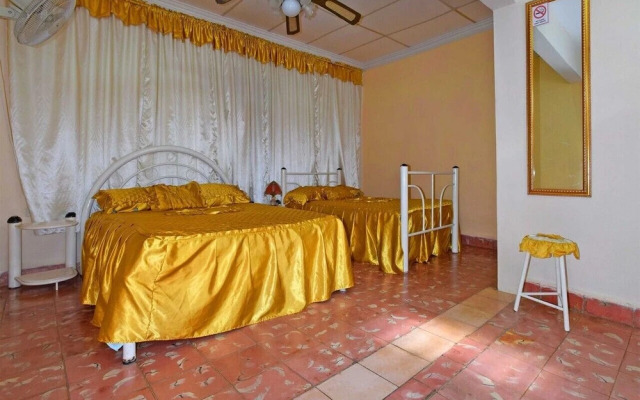 Hostal Eida y Lujan PLAYA LA BOCA