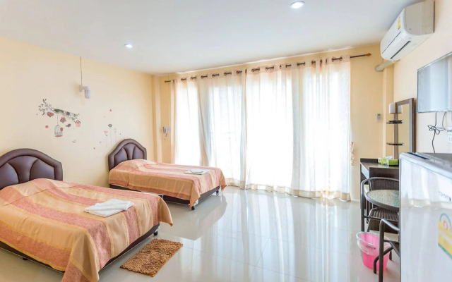 Phet Ngam Hotel