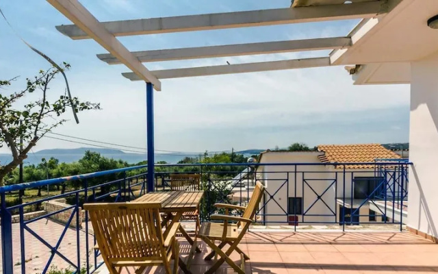 Lontos Suites
