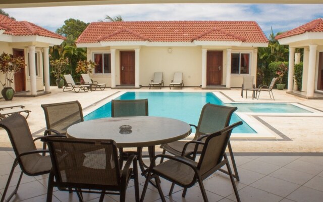 Privacy and comfort luxury 6 bedroom villa