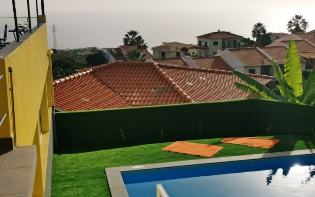 Apartments with Pool in Funchal