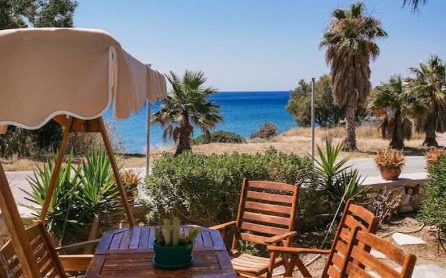 Agnadi Syros Studios & Rooms