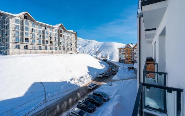 Double Mountain View Appartment New Gudauri Twins