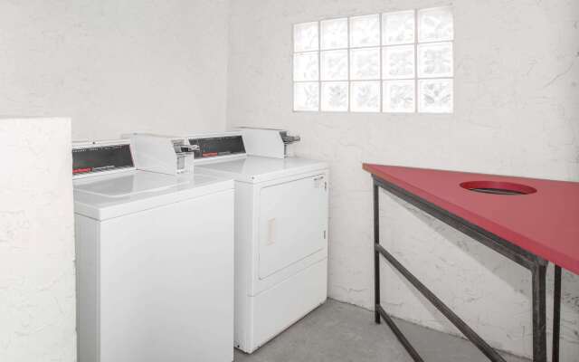 Days Inn by Wyndham Tallahassee University Center