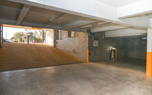 Mansfield Apartments