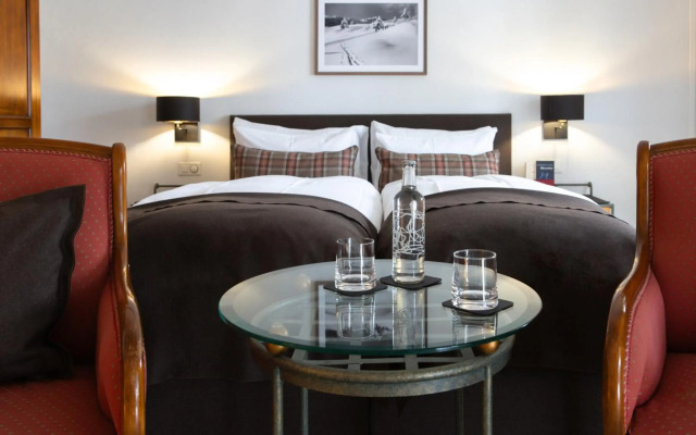 Adula Hotel