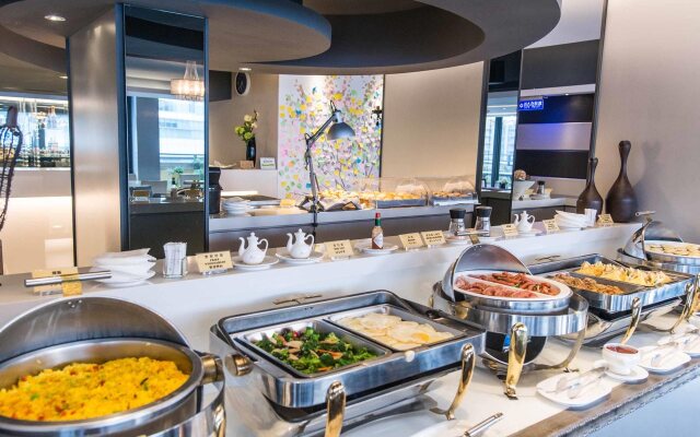 Forward Hotel Nangang