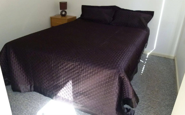 Twin Waters Caravan Park - Dawesville