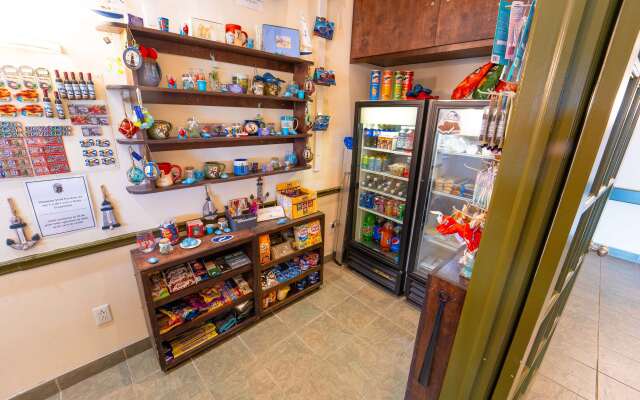 Super 8 by Wyndham Amherst NS