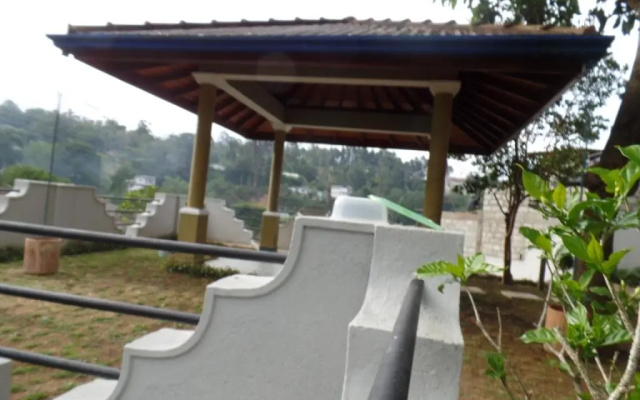 Mountains Edge Holiday Inn & Family Bungalow