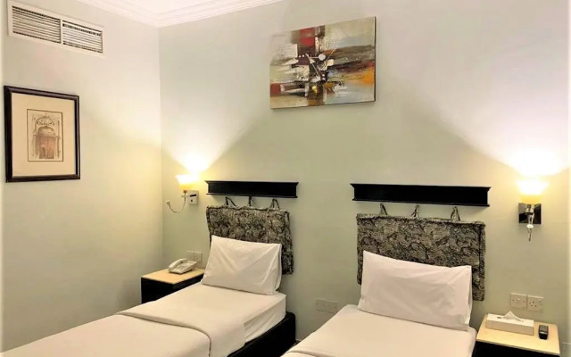Signature Inn Deira - Free Parking
