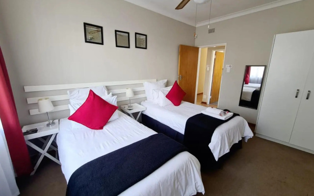 Lion Lodge