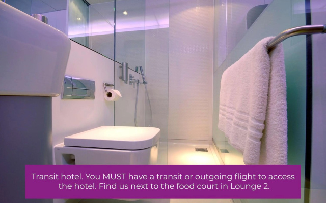 YOTELAIR Amsterdam Schiphol - Transit Hotel