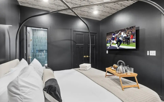 Modern Cowboy - Private Balcony - Mins To Broadway