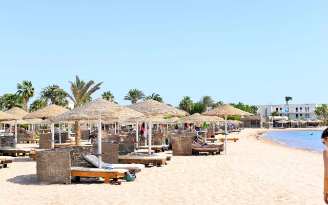 Eagles Paradise Abu Soma Resort