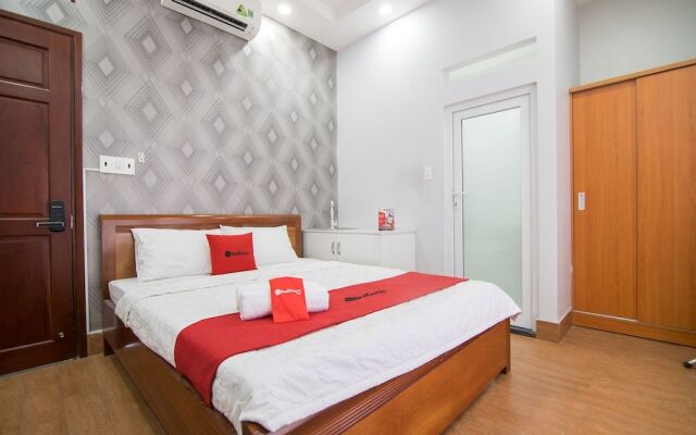 Reddoorz Plus @ Huynh Tan Phat