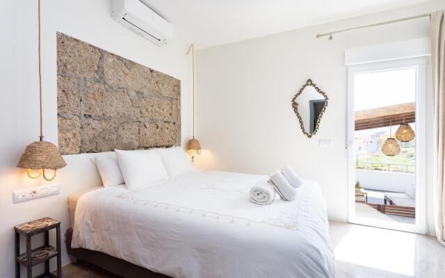 Home2Book Stunning Design House Arafo