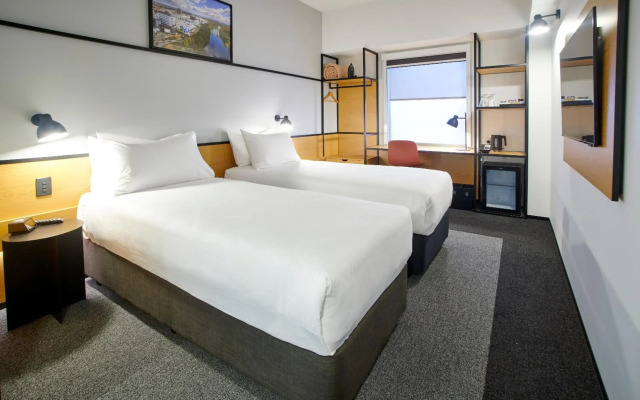 ibis Hamilton Tainui