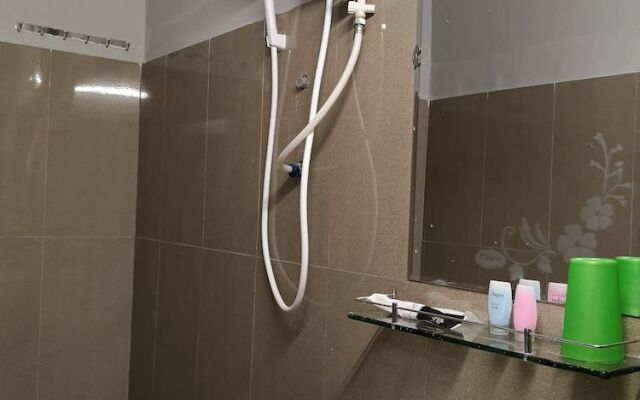 Ha Bao Chau Hotel