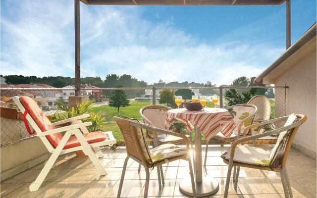 Apartment Brace Ilic III
