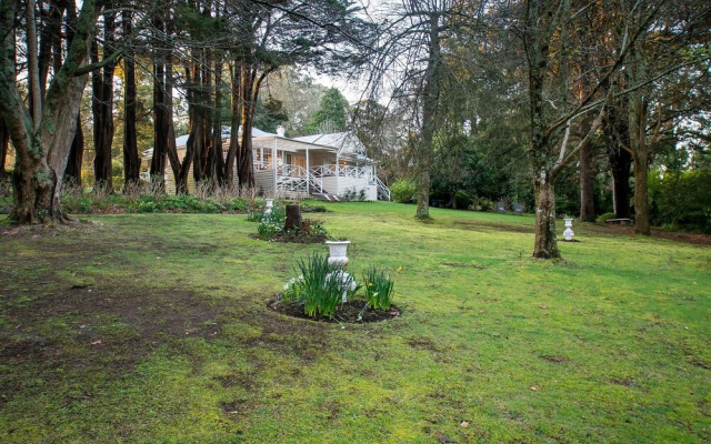 Moulton Park Homestead