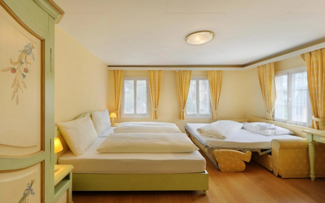 Seehof Hotel Du Lac – Guest Rooms – Weggis