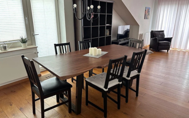 Shared Holiday in two Separate Flats