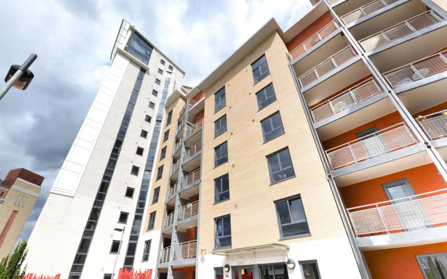 Baltic Quay Apartments Week2Week