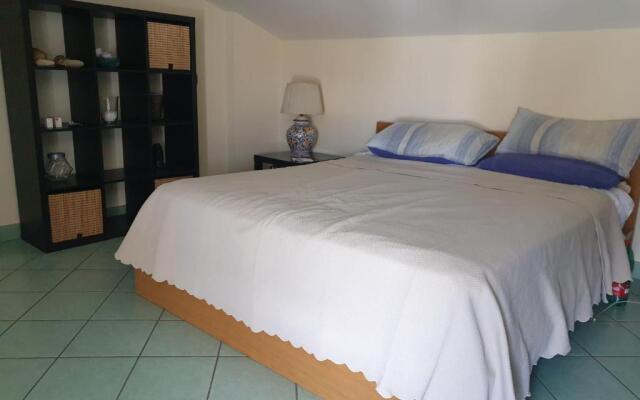Bright and panoramic apartment in Aci center