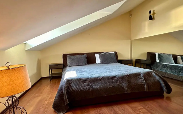 Апартаменты на набережной Воскресенская