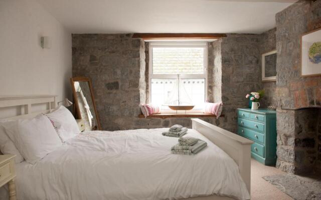 Teal House