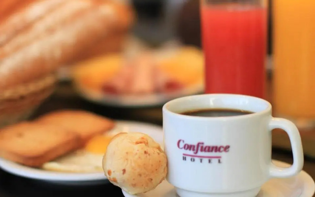 Hotel Confiance Barigui