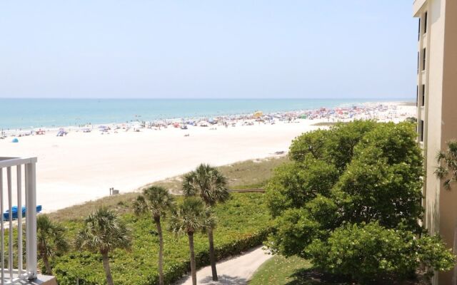 Jamaica Royale T52 - 2 Br Condo