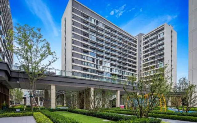 Xichang Hanjin Hotel ( qionghai 17 Degree Wanda Plaza Hotel)