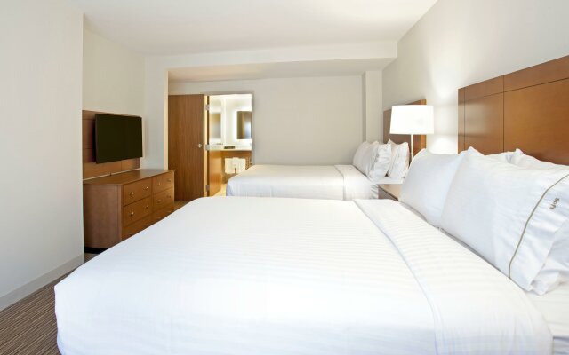 Holiday Inn Express & Suites Austin Downtown - University, an IHG Hotel