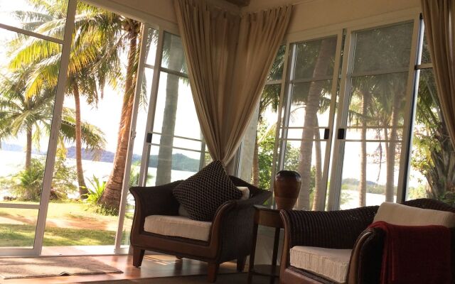Koh Mak Ao Kao White Sand Beach