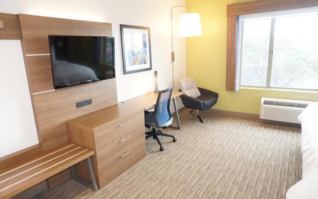 Holiday Inn Express Fremont-Milpitas Central by IHG