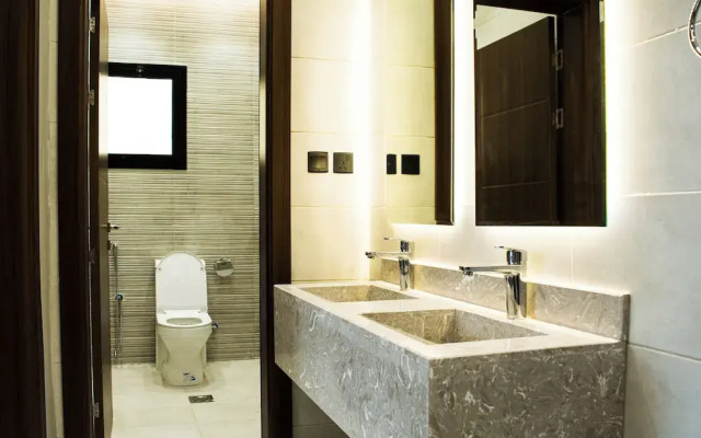 Foothills Luxury Residence