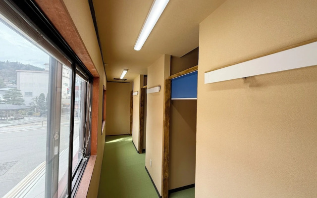 Budget Room Jinya